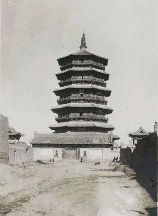 梁思成的手绘中国古建筑，惊艳了世人