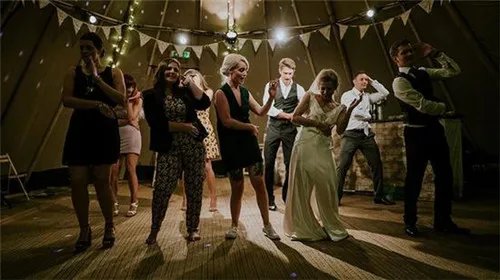 运城婚纱摄影多少钱 2017流行的婚纱摄影技巧