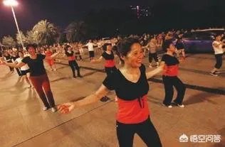 对于初学者来说,如何快速掌握广场舞的基本动作?